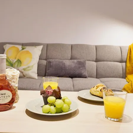 Mbird Casa Limao Hideaway Cascais